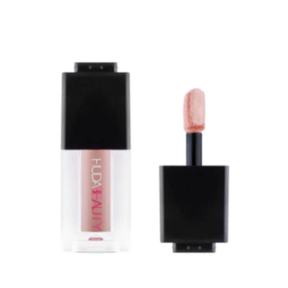 HUDA BEAUTY matte apply